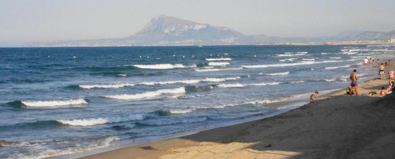 Piles - Apartment - Sleeps 7 - Parking - Seafront Exterior foto